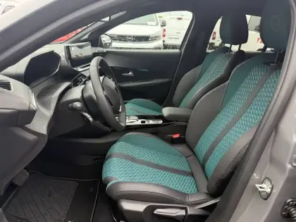 Photo 10 Peugeot 208  Electrique 136 ch 50 kWh