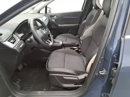Photo 27 Renault Captur  E-Tech full hybrid 145