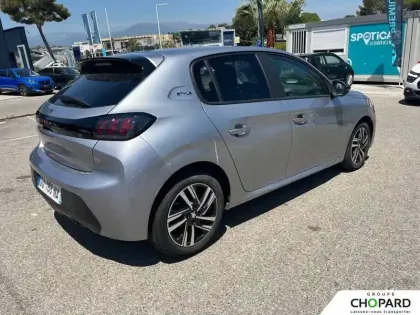 Photo 17 Peugeot 208  PureTech 75 S&S BVM5