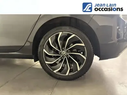 Photo 8 Volkswagen Golf  1.5 eTSI OPF 150 DSG7