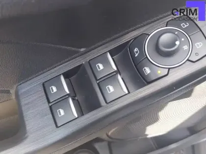Photo 22 Ford Kuga  2.5 Duratec 190 ch FlexiFuel FHEV E85 Powershift