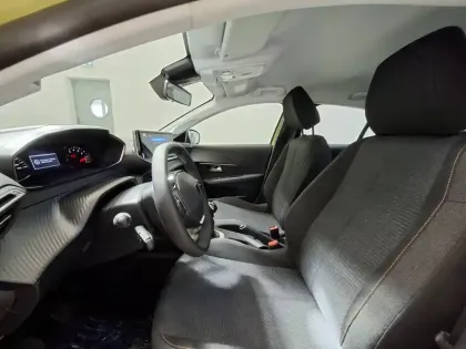 Photo 9 Peugeot 208  Turbo 100 ch BVM6