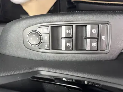 Photo 51 Renault Megane  E-Tech EV60 220 ch super charge