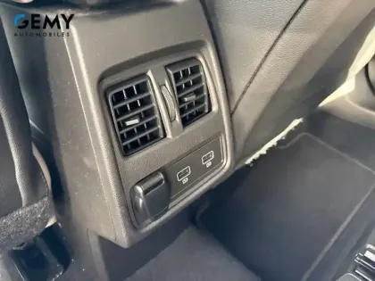Photo 14 Renault Captur  TCe 155 EDC FAP