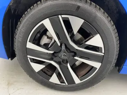 Photo 17 Peugeot 208  PureTech 100 S&S BVM6