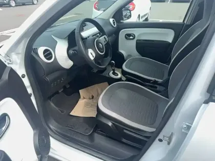 Photo 9 Renault Twingo  III E-Tech