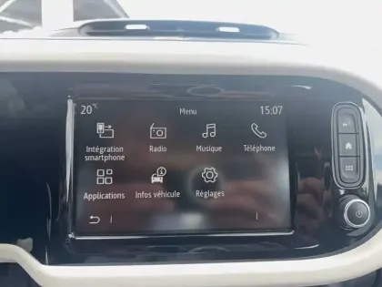 Photo 31 Renault Twingo  III E-Tech