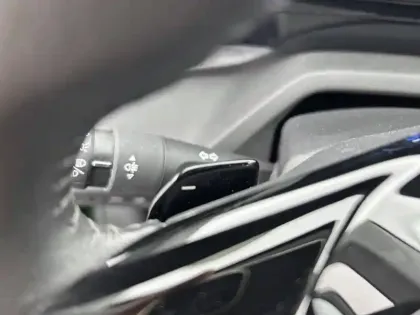 Photo 19 Peugeot 308  PHEV 180 e-EAT8
