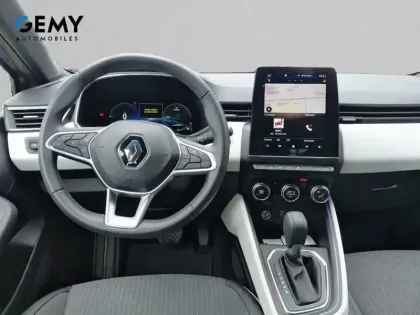 Photo 7 Renault Clio  E-Tech full hybrid 145