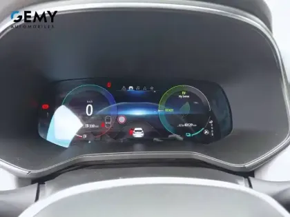 Photo 12 Renault Clio  E-Tech full hybrid 145