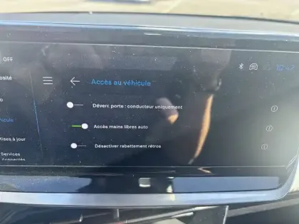 Photo 18 Peugeot 208  Electrique 136 ch 50 kWh