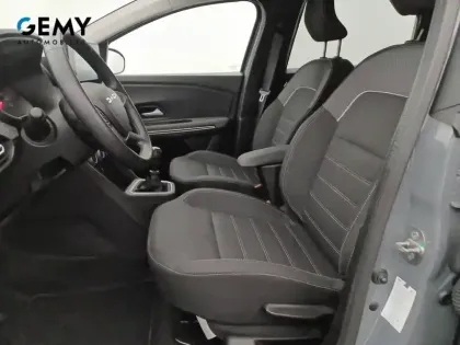 Photo 8 Dacia Jogger  TCe 110 7 places