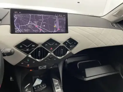 Photo 24 DS DS 3  E-Tense