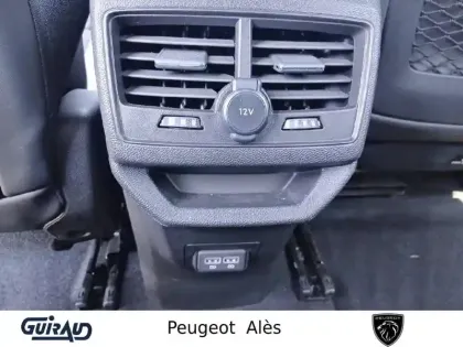 Photo 13 Peugeot 3008  PureTech 130ch S&S EAT8