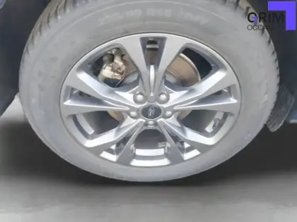 Photo 15 Ford Kuga  2.5 Duratec 190 ch FlexiFuel FHEV E85 Powershift