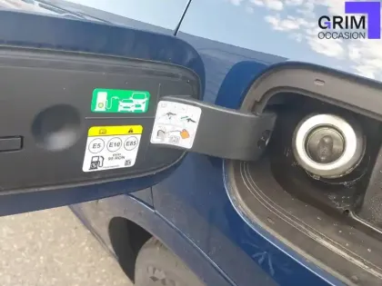Photo 19 Ford Kuga  2.5 Duratec 190 ch FlexiFuel FHEV E85 Powershift