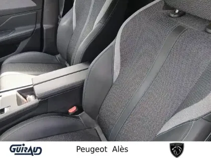 Photo 8 Peugeot 308  PureTech 130ch S&S EAT8