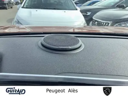 Photo 17 Peugeot 2008  PureTech 155 S&S EAT8