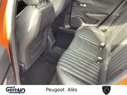 Photo 7 Peugeot 2008  PureTech 155 S&S EAT8
