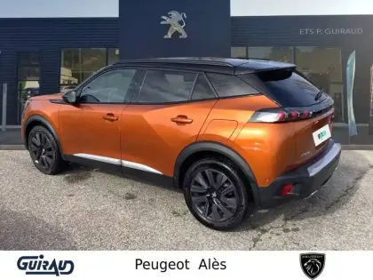 Photo 6 Peugeot 2008  PureTech 155 S&S EAT8