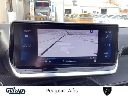 Photo 8 Peugeot 2008  PureTech 155 S&S EAT8