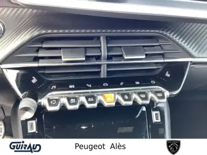 Photo 13 Peugeot 2008  PureTech 155 S&S EAT8