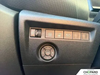 Photo 19 Citroën C4 e- 136 ch Automatique