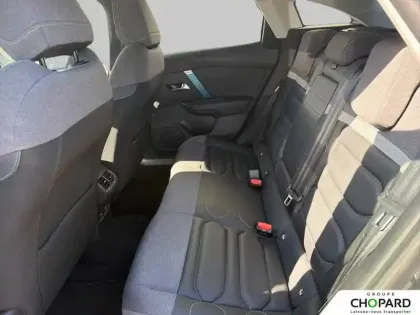 Photo 10 Citroën C4 e- 136 ch Automatique