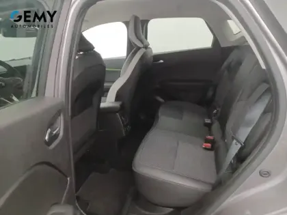 Photo 24 Renault Captur  mild hybrid 140