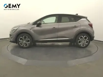 Photo 33 Renault Captur  mild hybrid 140