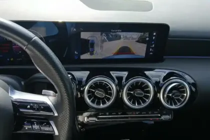 Photo 27 Mercedes Classe A  200 d