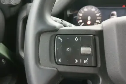 Photo 17 Land rover Defender  90 D300 MHEV BVA8 X-Dynamic