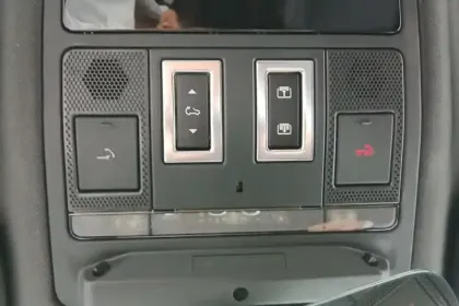 Photo 26 Land rover Defender  90 D300 MHEV BVA8 X-Dynamic