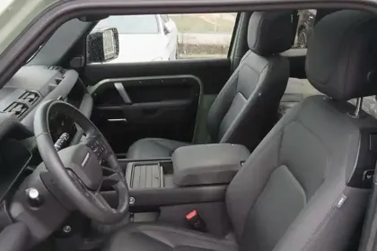 Photo 9 Land rover Defender  90 D300 MHEV BVA8 X-Dynamic