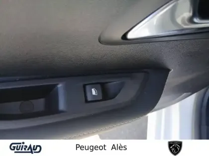 Photo 13 Peugeot 208  100 S&S BVM6