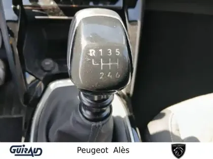 Photo 19 Peugeot 208  100 S&S BVM6