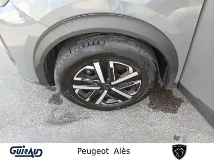 Photo 11 Peugeot 2008  PureTech 100 S&S BVM6