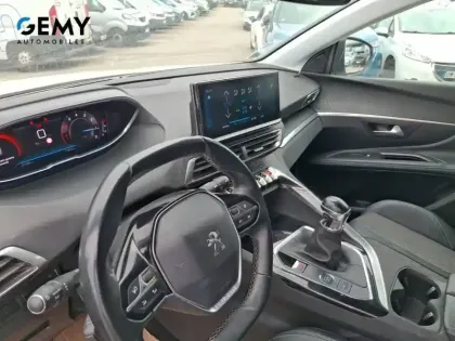 Photo 11 Peugeot 5008  PureTech 130ch S&S BVM6