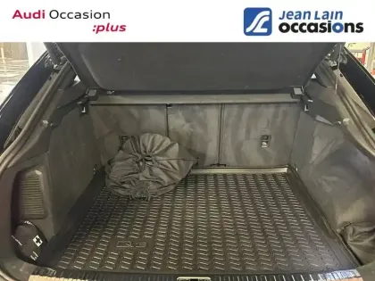 Photo 9 Audi Q3  45 TFSIe 245 ch S tronic 6
