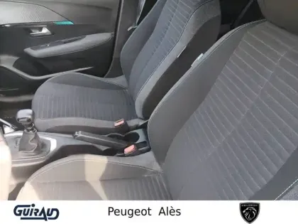 Photo 8 Peugeot 208  PureTech 100 S&S BVM6