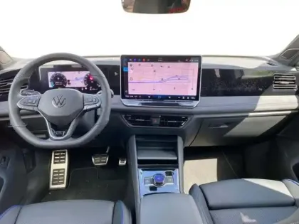 Photo 7 Volkswagen Tiguan 1.5 eTSI 150ch DSG7 R-Line Exclusive
