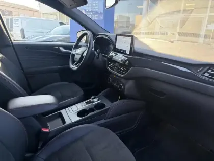 Photo 10 Ford Kuga  2.5 Duratec 190ch FHEV E85 ST-Line X BVA