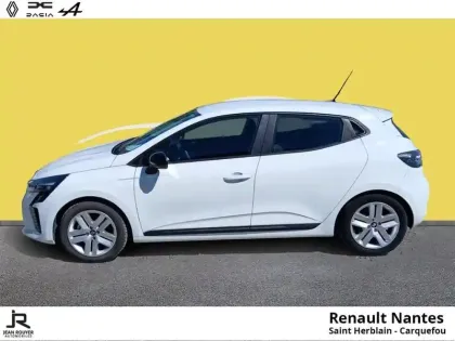 Photo 7 Renault Clio  1.6 E-Tech 145ch full hybrid Evolution - 24