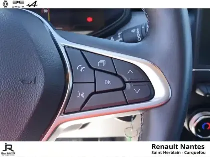 Photo 13 Renault Clio  1.6 E-Tech 145ch full hybrid Evolution - 24