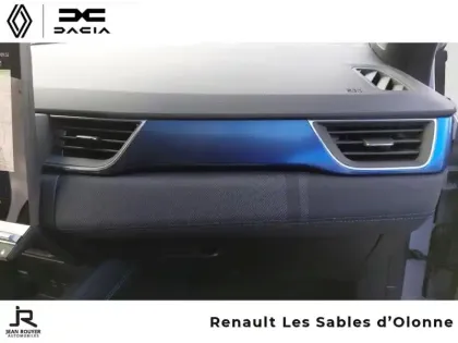 Photo 27 Renault Captur  1.8 E-Tech full hybrid 160ch esprit Alpine - 26