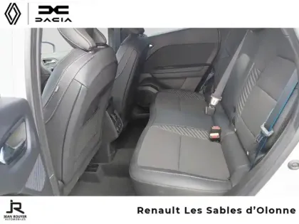 Photo 29 Renault Captur  1.8 E-Tech full hybrid 160ch esprit Alpine - 26