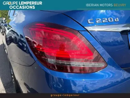 Photo 24 Mercedes Classe C  220 d 194ch AMG Line 9G-Tronic