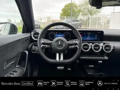 Photo 12 Mercedes Classe A  180 d 116ch AMG Line 8G-DCT