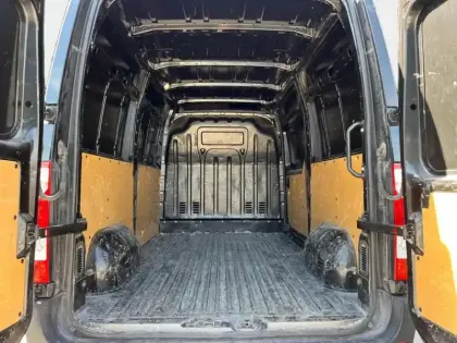 Photo 8 Renault Master  Fg F3300 L2H2 2.3 Blue dCi 135ch Grand Confort Euro6