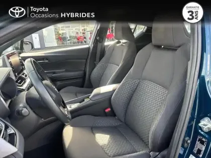 Photo 10 Toyota C-HR  1.8 Hybride 122ch Dynamic Ultimate E-CVT